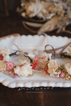 画像をギャラリービューアに読み込む, 【バレンタイン限定デザイン】わんこの花かんむり " Valentine "