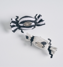 画像をギャラリービューアに読み込む, 【boocce / 予約】LOVE CANDY BROOCH(Black stripe)