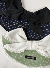 画像をギャラリービューアに読み込む, 【boocce / 予約】PETIT FLORAL CAPE(Navy)