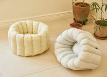 画像をギャラリービューアに読み込む, 【azalea / 予約】カヌレクッション(sky)