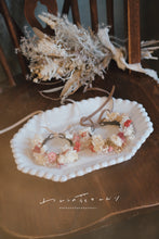 画像をギャラリービューアに読み込む, 【バレンタイン限定デザイン】わんこの花かんむり " Valentine "