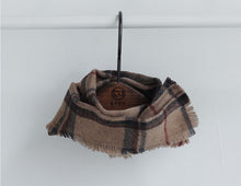 画像をギャラリービューアに読み込む, 【eyou / 即納】チェックマフラー - キャメル