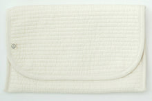 画像をギャラリービューアに読み込む, 【eyou / 即納】キルティングアイスピロー