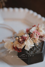 画像をギャラリービューアに読み込む, 【バレンタイン限定デザイン】わんこの花かんむり " Valentine "