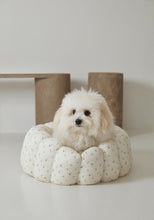 画像をギャラリービューアに読み込む, 【即納/azalea】カヌレクッション(Flower)