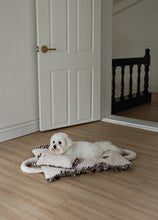 画像をギャラリービューアに読み込む, 【ohdibs / 即納】Fluffy Pillow_ Brown check