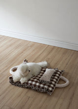 画像をギャラリービューアに読み込む, 【ohdibs / 即納】Fluffy Pillow_ Brown check