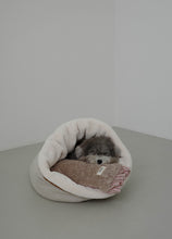 画像をギャラリービューアに読み込む, 【ohdibs / 即納】Snuggle Basket _ Camel Brown size1