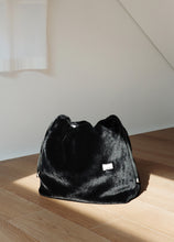 画像をギャラリービューアに読み込む, 【ohdibs / 予約】Snuggle Room _ black