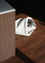 画像をギャラリービューアに読み込む, 【ohdibs / 予約】Snuggle Room _ Cream