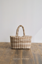 画像をギャラリービューアに読み込む, 【APERTY / 予約】wide bag(2025AW新作 / tartan)