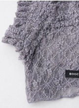 画像をギャラリービューアに読み込む, 【boocce / 予約】LACE RUFFLE TOP（Gray）
