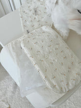 画像をギャラリービューアに読み込む, 【eyou / 予約】Soft days - Flower（クールピロー）
