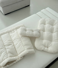 画像をギャラリービューアに読み込む, 【eyou / 予約】ハグライナー （ピロー）
