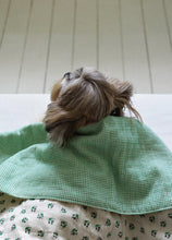 画像をギャラリービューアに読み込む, 【ohdibs / 予約】Grandma Blanket _ green
