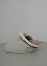 画像をギャラリービューアに読み込む, 【ohdibs / 即納】Snuggle Basket _ Camel Brown  size1
