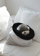 画像をギャラリービューアに読み込む, 【ohdibs / 予約】Snuggle Room _ black
